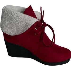 Women’s Boots Size 7.5-Ann Creek Natale wedge Suede  Faux Fur Boots Red